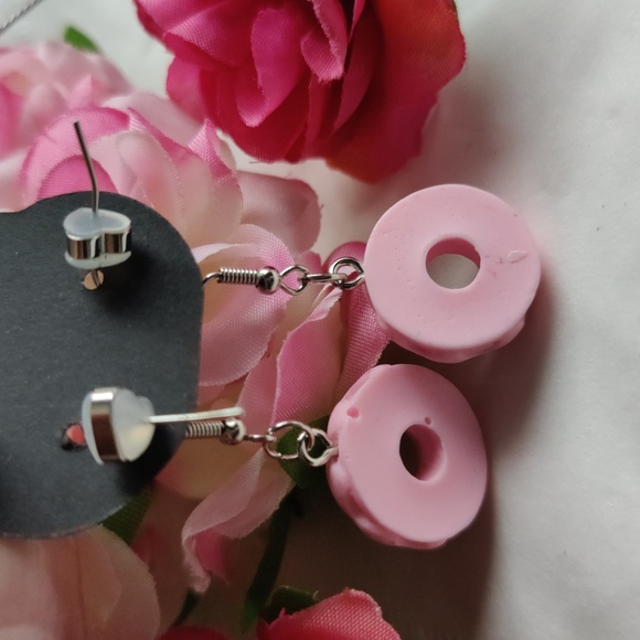 Donuts Earrings Handmade Soft Pink - Picture 4 of 6